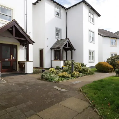 Elm Court, Keswick